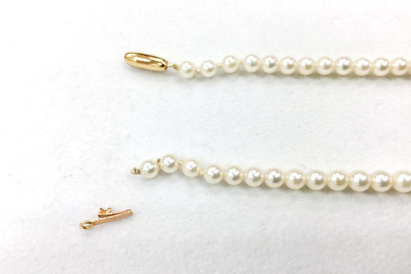 真珠ネックレス修理